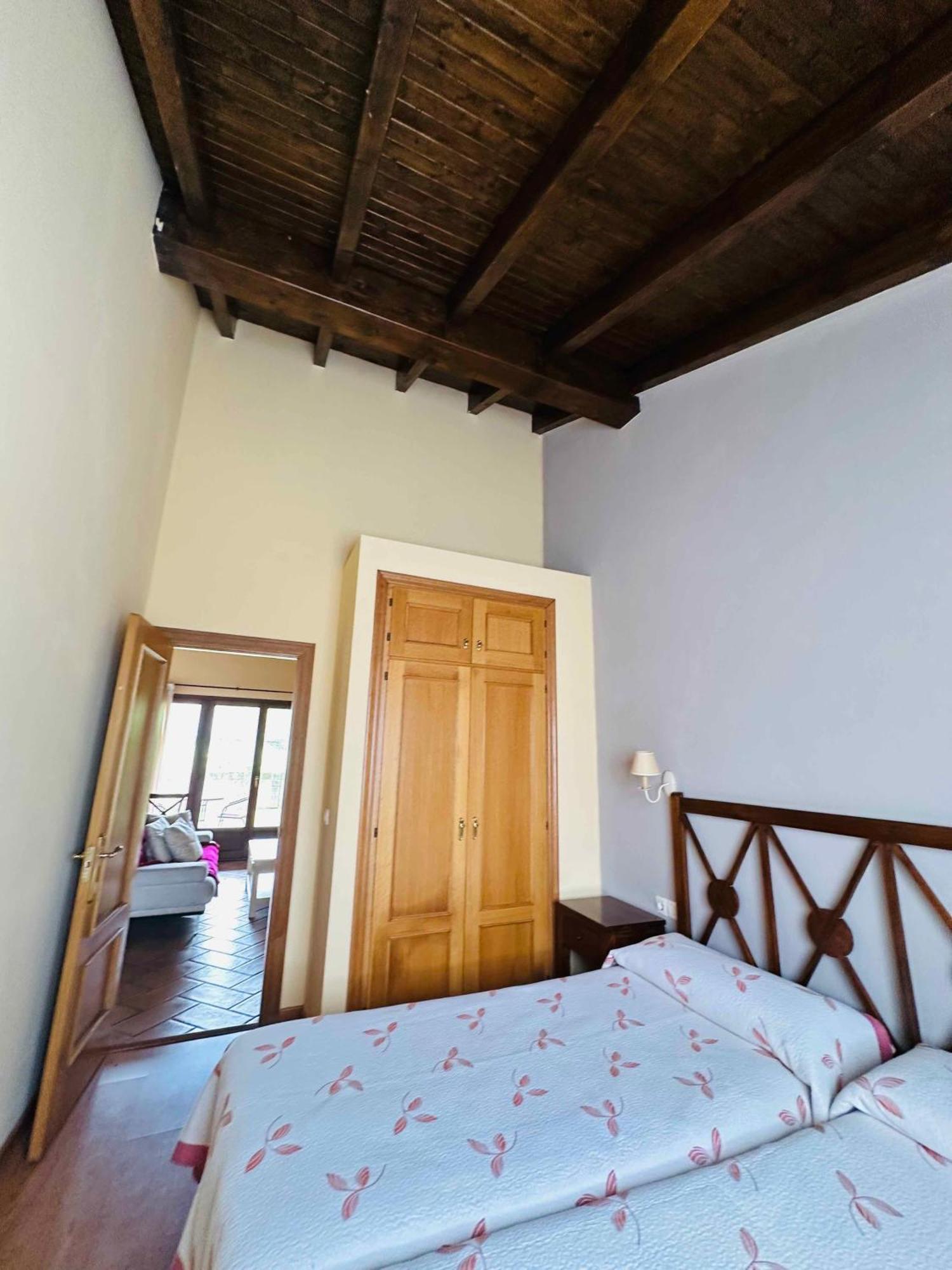 Apartamentos Rurales La Carbayala Oviñana エクステリア 写真