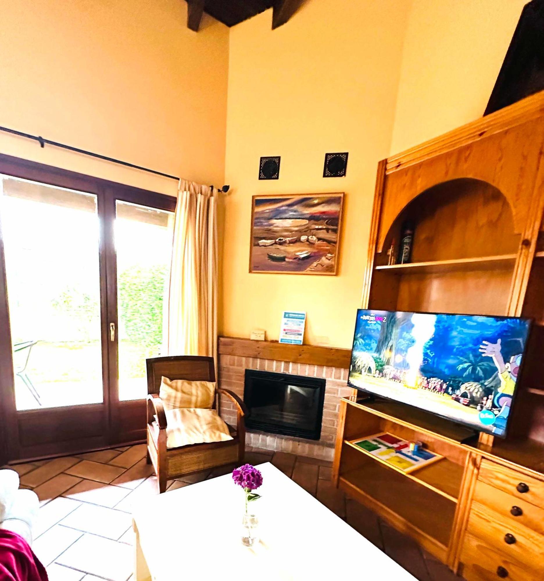 Apartamentos Rurales La Carbayala Oviñana エクステリア 写真