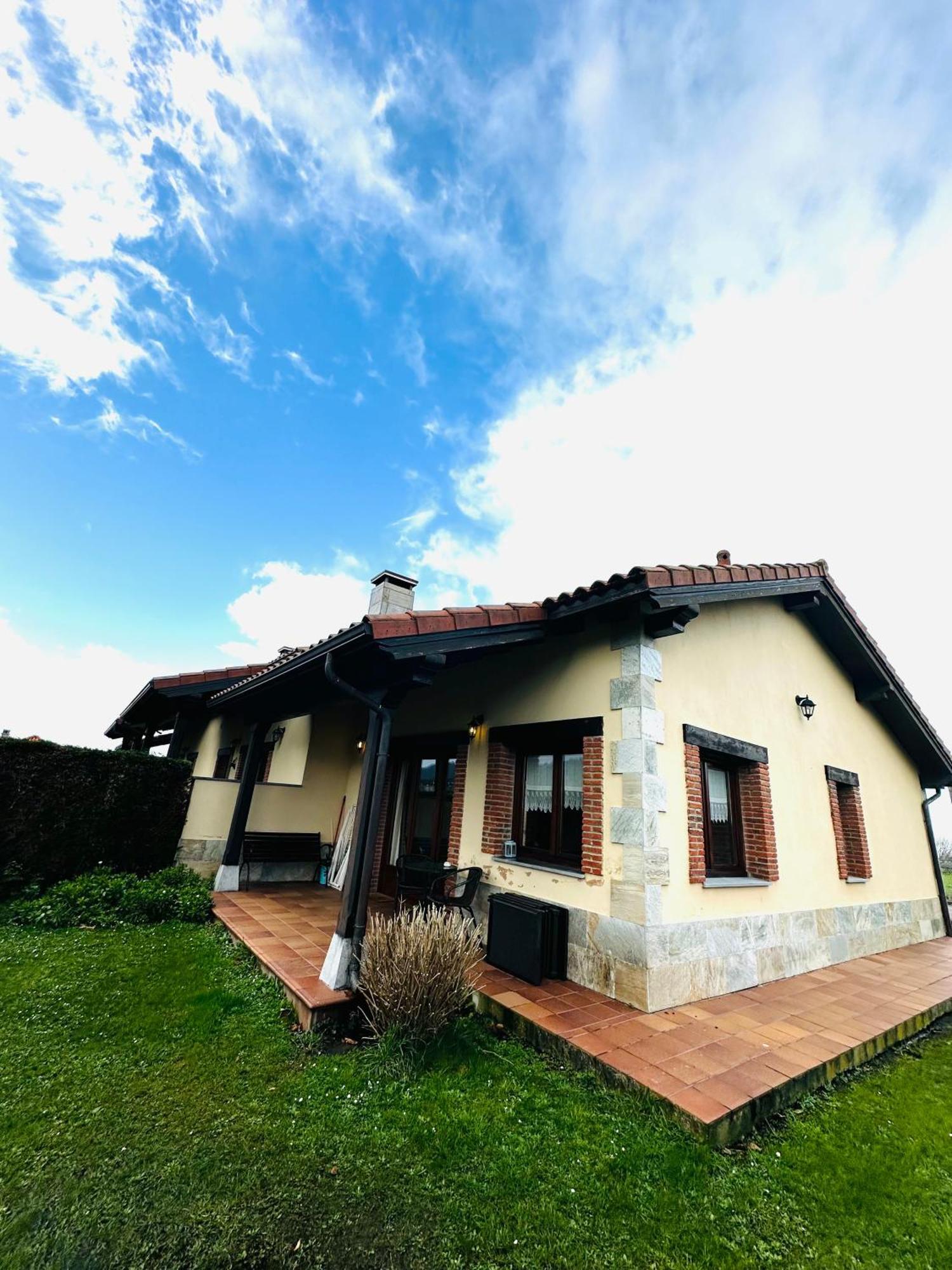 Apartamentos Rurales La Carbayala Oviñana エクステリア 写真