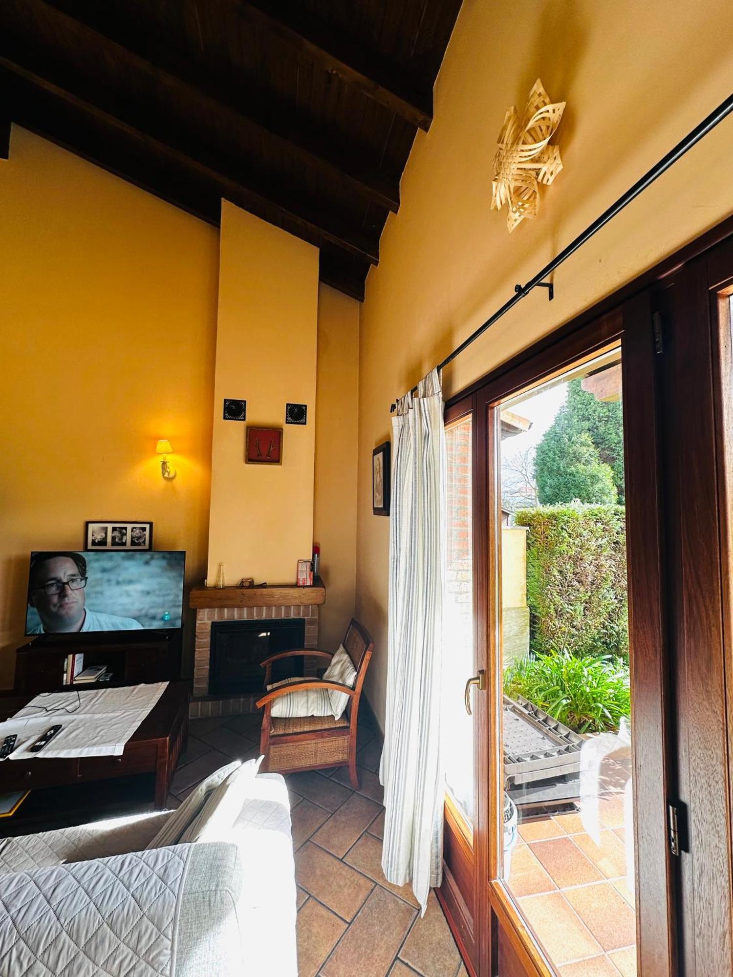 Apartamentos Rurales La Carbayala Oviñana エクステリア 写真