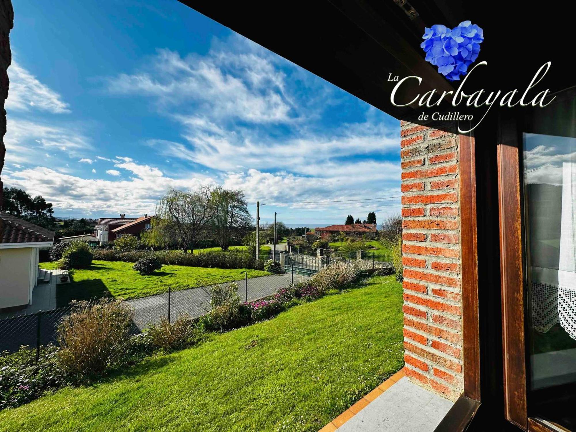 Apartamentos Rurales La Carbayala Oviñana エクステリア 写真